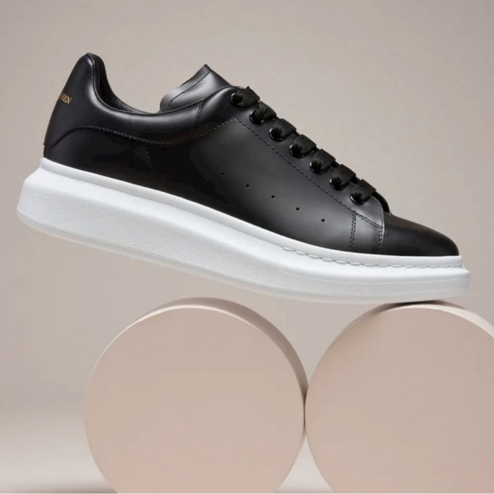 Black Leather Men's Sneakers